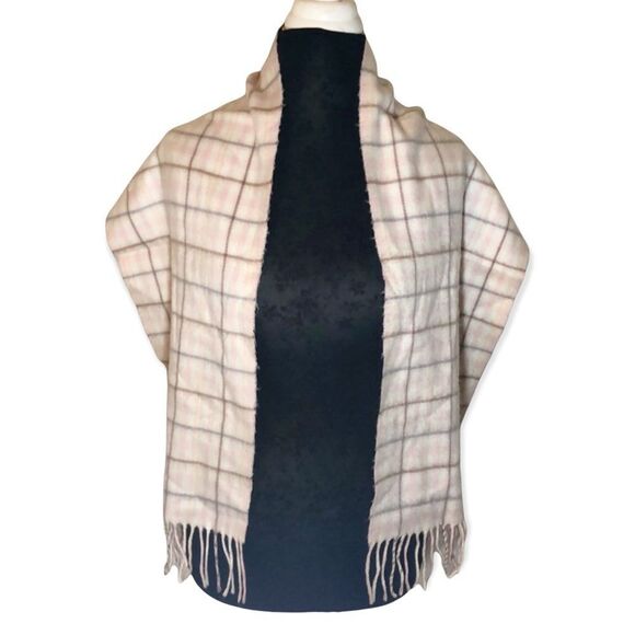 Weaver's Workshop Pale Pink Plaid Scarf Fringed - Picture 1 of 10